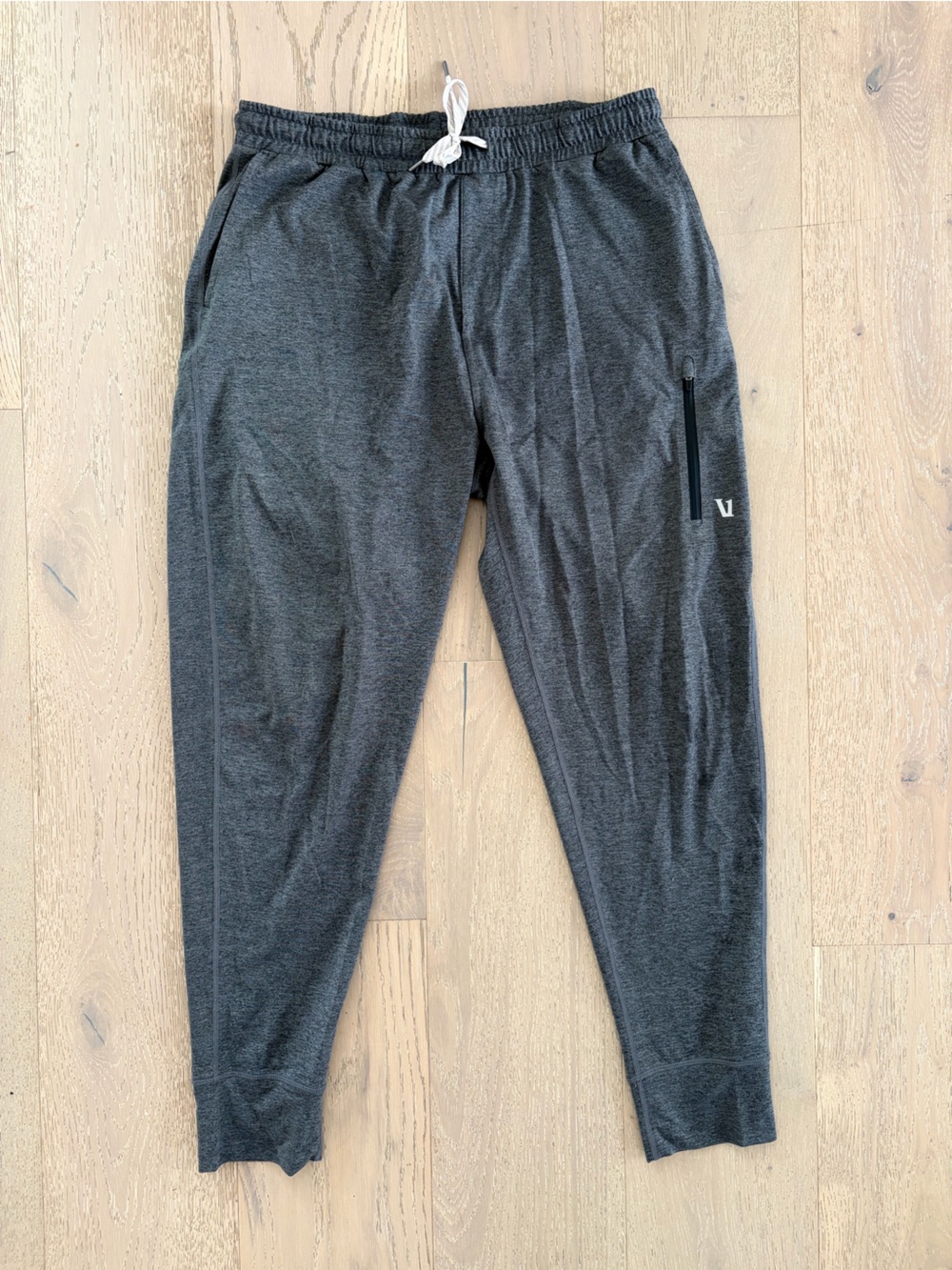 Vuori Men’s Charcoal Gray Performance Joggers with Drawstring L